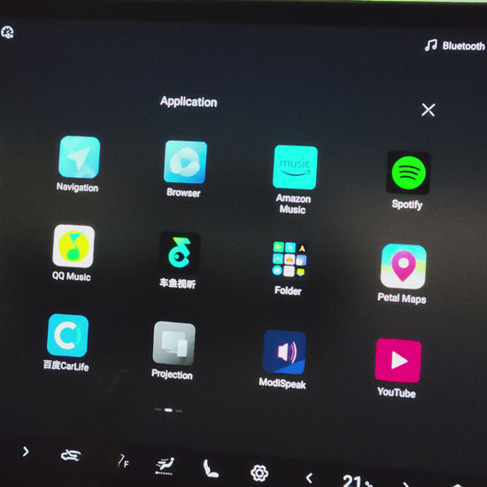 video showing the denaz b8's sideloaded library of the app drawer, containing several third party apps.